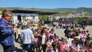 ÖĞRENCİLER, ATIK GETİRME MERKEZİ'Nİ ZİYARET ETTİLER