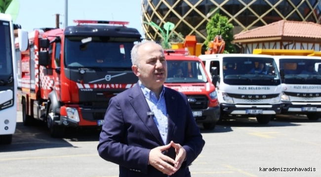 RİZE BELEDİYESİ 24 YENİ MAKİNE ve ARACI DAHA BÜNYESİNE KATTI