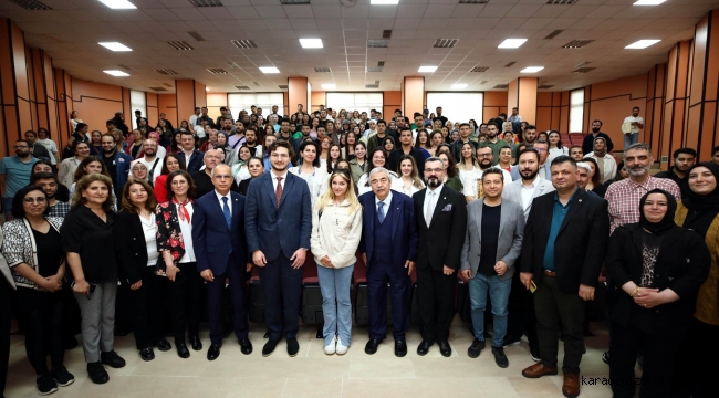 SANKO Holding Onursal Başkanı Abdulkadir Konukoğlu, Gaziantep Üniversitesi'nde öğrencilere tecrübelerini anlattı