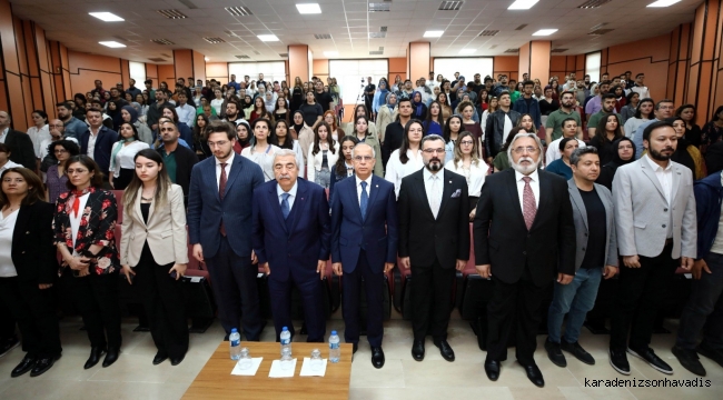 SANKO HOLDİNG ONURSAL BAŞKANI ABDULKADİR KONUKOĞLU GAZİANTEP ÜNİVERSİTESİNDE ÖĞRENCİLERE TECRÜBELERİNİ ANLATTI