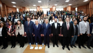 SANKO HOLDİNG ONURSAL BAŞKANI ABDULKADİR KONUKOĞLU GAZİANTEP ÜNİVERSİTESİNDE ÖĞRENCİLERE TECRÜBELERİNİ ANLATTI