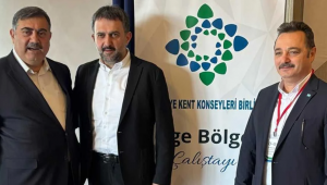 Türkiye Kent Konseyleri Birliğinden Bornova'da yerel yönetime güç veren toplantı