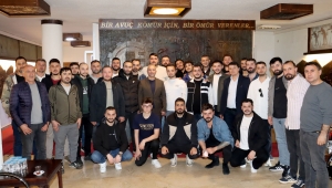 ÜZÜLMEZ’DE GRUPLU ÇALIŞAN MADENCİLERDEN DEMİR’E ZİYARET