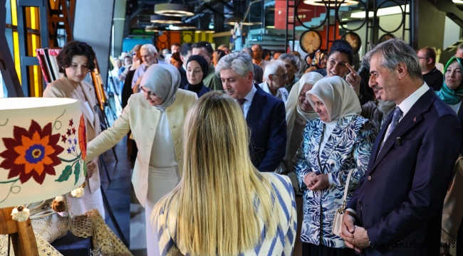 “İnsanı merkeze alan hizmet en değerlisidir”