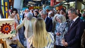 “İnsanı merkeze alan hizmet en değerlisidir”