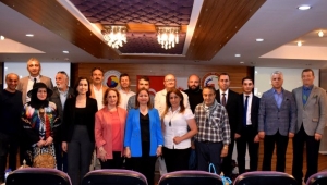 RİZE VALİLİĞİNİN, RİZE'DE GÖREV YAPAN GAZETECİLERE YÖNELİK EĞİTİM YOĞUN İLGİ GÖRDÜ