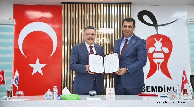 ŞEMDİNLİ'DE ‘TRABZON CADDESİ’ AÇILDI, KARDEŞLİK PROTOKOLÜ İMZALANDI