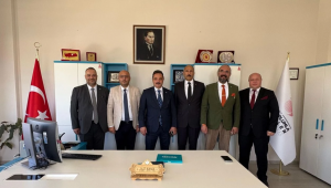 TİMBİR heyeti Sivas’ta; İl Sivil Toplumla İlişkiler Müdürü Başkal’a ziyaret