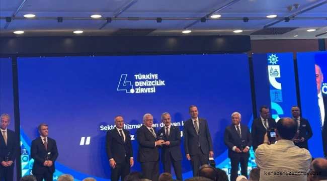 Bakanlık'tan Cengiz Kaptanoğlu'na Denizcilik Sektörünün Duayeni Ödülü