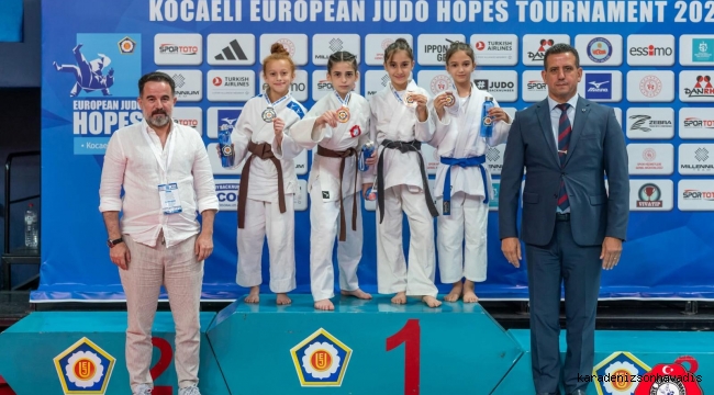 Büyükşehir sporcuları başarılarına devam ediyor