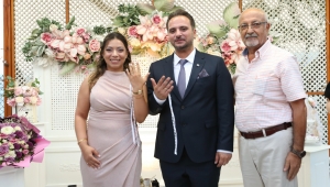 GAZETECİ BURHAN YARAR, KIZINI NİŞANLADI...