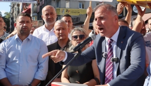 KAMU İŞÇİLERİ EYLEMLERİNİ SÜRDÜRÜYOR KAMU İŞÇİSİ “ARTIK YETER” DEDİ!