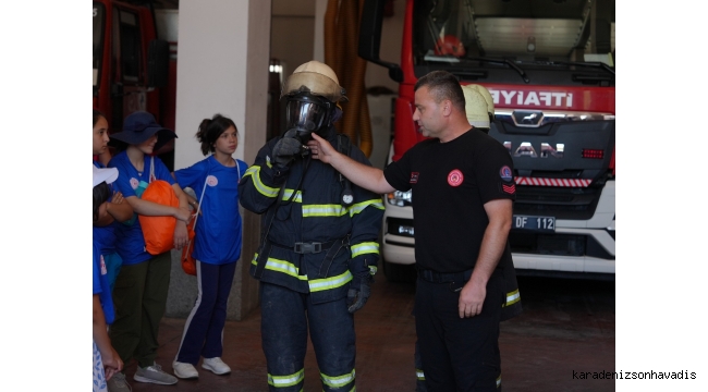 KUR’AN KURSU ÖĞRENCİLERİNDEN İTFAİYEYE ZİYARET