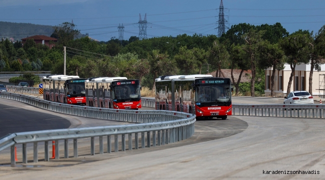 Metrobüsler seferlerine başladı: Büyükşehir detayları açıkladı