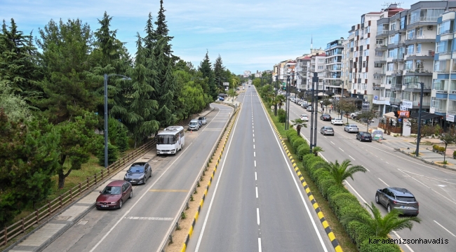 MUHTARLARDAN BÜYÜKŞEHİR’E ASFALT TEŞEKKÜRÜ