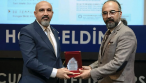 MÜSİAD Sivas’a Uluslararası Kongreden anlamlı plaket
