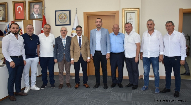 Sakarya Trabzonlular Derneği’nden Başkan Işıksu ve Başkan Dinç’e Ziyaret