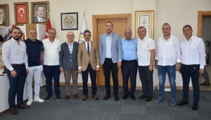 Sakarya Trabzonlular Derneği’nden Başkan Işıksu ve Başkan Dinç’e Ziyaret