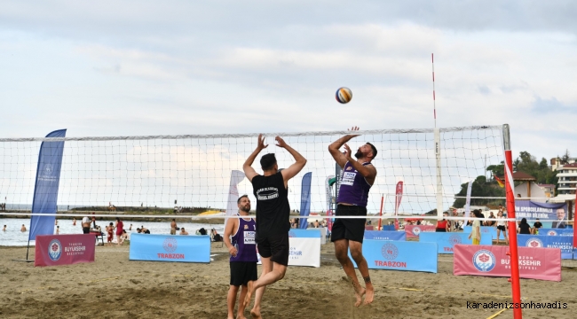 TRABZON’DA PLAJ VOLEYBOLU HEYECANI BAŞLIYOR