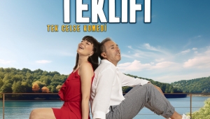 AŞK VE SİYASETİN KOMİK ÇATIŞMASI TİYATRO SAHNESİNDE