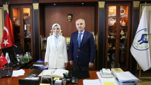 BAKAN GÖKTAŞ'TAN RİZE BELEDİYESİ'NE ZİYARET