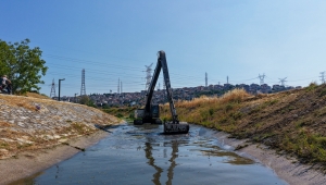 Çark Deresi ve çevresi için kapsamlı temizlik çalışmaları devam ediyor