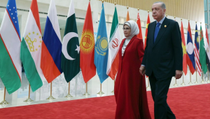 Cumhurbaşkanı Erdoğan ve eşi Emine Erdoğan Çin'de lider eşleriyle yemekte buluştu