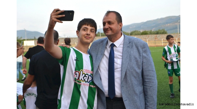 İznikspor Yaz Futbol Okulu’nda Sertifika Heyecanı