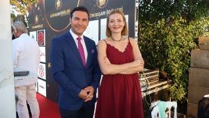 PROGRAM ARASI ÖDÜL ALDI