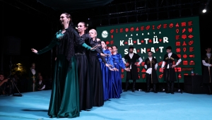 Sakarya’da Kafkas ve İç Anadolu’nun zengin kültürüyle şölen gibi akşam
