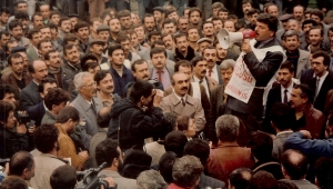 Şemsi Denizer kabri başında anıldı