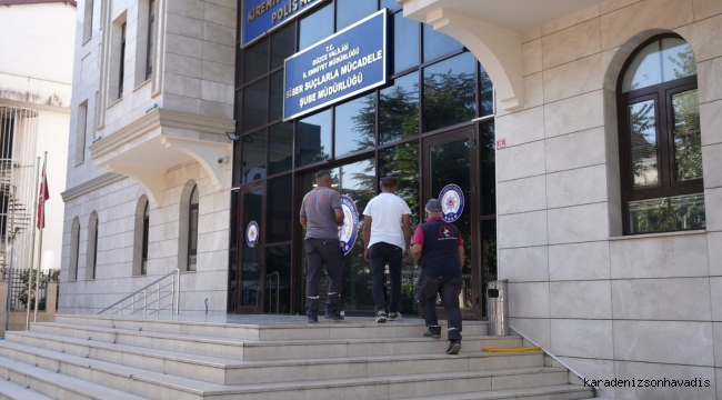 TEMİZLİK PERSONELLERİNDEN ÖRNEK DAVRANIŞ