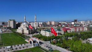 Türk Dünyası'nın Kutup Yıldızı KTMÜ'de Yükseköğrenim Fırsatı