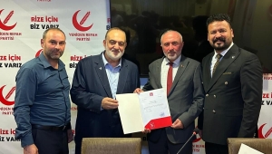 YRP RİZE İLÇE TEŞKİLATINDA BAYRAK DEĞİŞİMİ