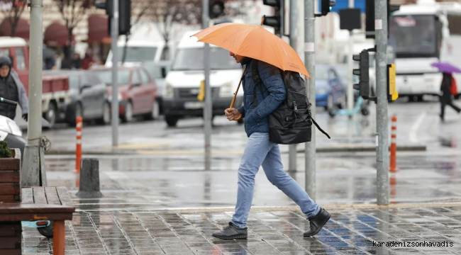 13 ilde sarı kodlu uyarı: Fırtına ve sağanak kapıda