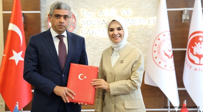 Bakan Göktaş, Azerbaycan Bakanı Aliyev ile bir araya geldi