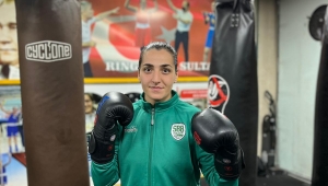 Büyükşehir'in boks sporcusu Ece Asude'ye gururlandıran davet