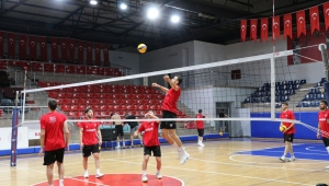 Düzce Belediyesi Spor Akademisi Erkek Voleybol takımı 1. lige hazır