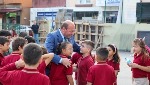 Ferizli'de İlk Ders Zili 4 Bin 298 Öğrenci İçin Çaldı