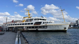 İstanbul'da bazı vapur seferleri geçici olarak durduruldu