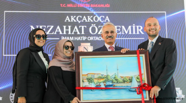 MÜSİAD Başkanı Özdemir, annesi adına Akçakoca’da okul yaptırdı
