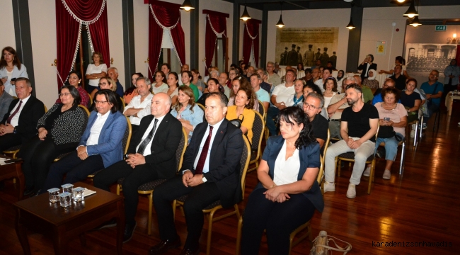 Rediften Seslerde Neşet Ertaş Buluşması