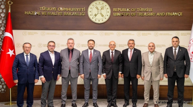 RİZE'NİN BÜROKRAT, SİYASET VE STK YÖNETİCİLERİ İKİ ÖNEMLİ BAKANLIK ZİYARETLERİNDE YATIRIMLARIN HIZLANDIRILMASI KARARI GÖRÜŞÜLDÜ