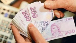 Yaşlı ve engelli aylıkları hesaplara yatırılmaya başlandı