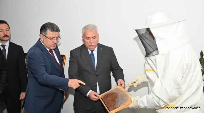 BAŞKAN GENÇ'TEN ARICILARA TAM DESTEK