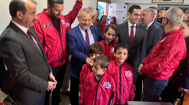 BAŞKAN VEKİLİ KANCA: “TÜRKİYE TEKNOLOJİDE ÜRETİCİ OLMAK ZORUNDA”