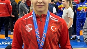 BÜYÜKŞEHİR SPORCUSUNDAN GURURLANDIRAN BAŞARI