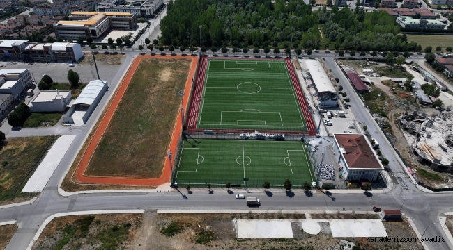 Ekrem Karaberberoğlu Spor Tesisi'ne FIFA kalite onayı