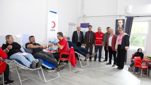Ferizli’de Kan Bağışı Kampanyasına Yoğun İlgi