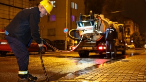 SASKİ, kuvvetli yağışa karşı tüm imkanları ile sabaha kadar sahadaydı